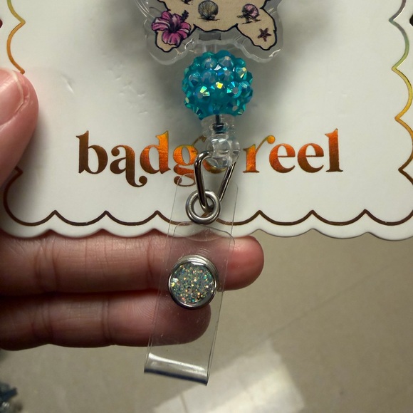 Simply Southern Turtle Badge Reel - Picture 3 of 3